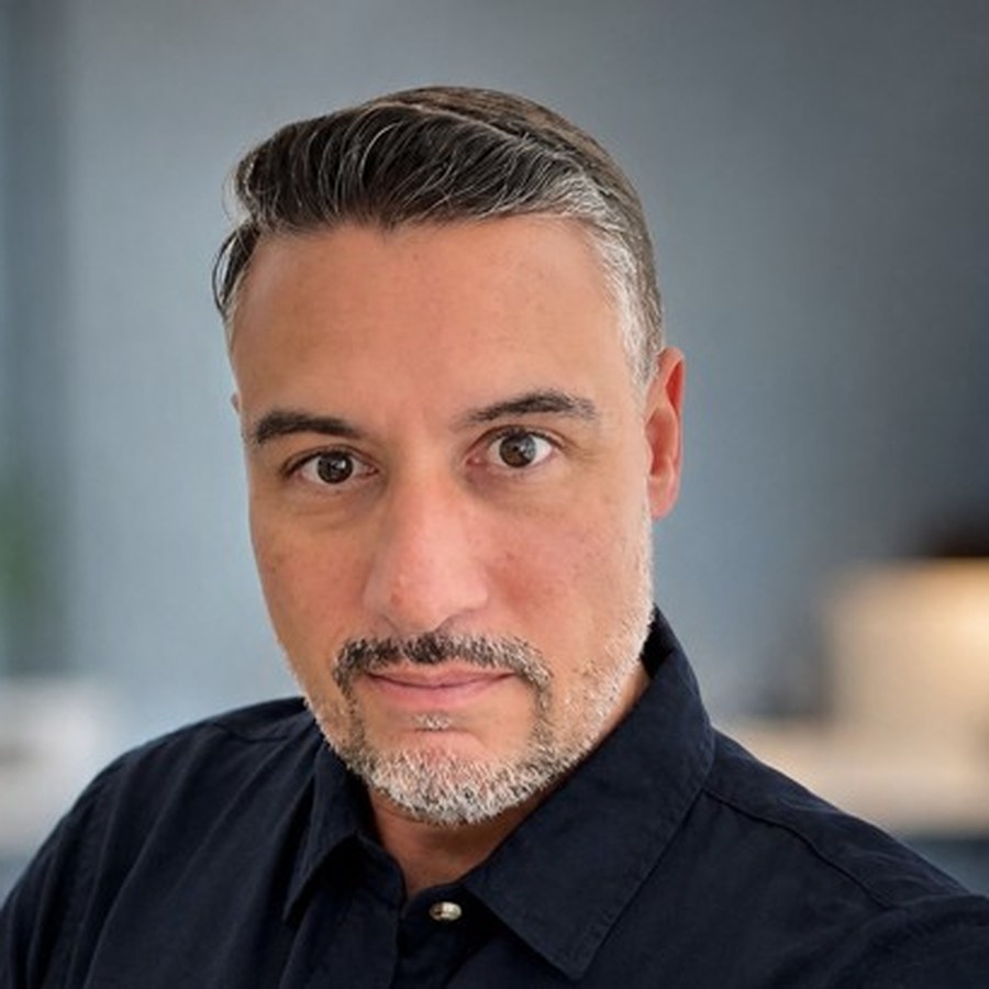 Luiz Terra, International Sales Executive in Telecom, CX, BPO and AI